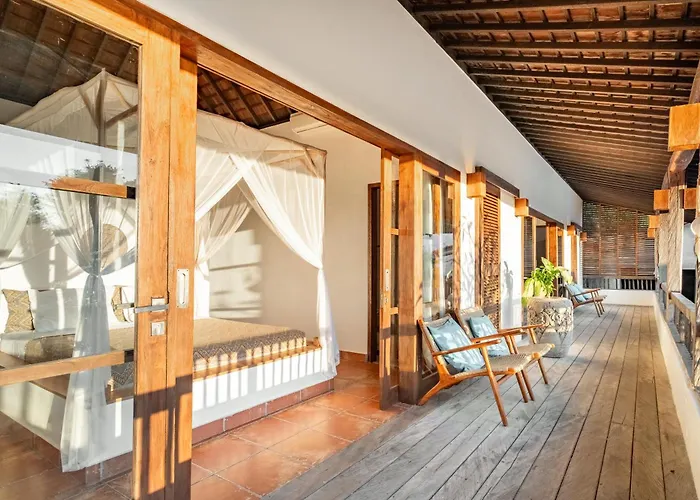 Cerita Indah Uluwatu (Bali)